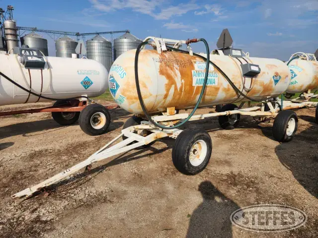 1,000 gal. NH3 tank