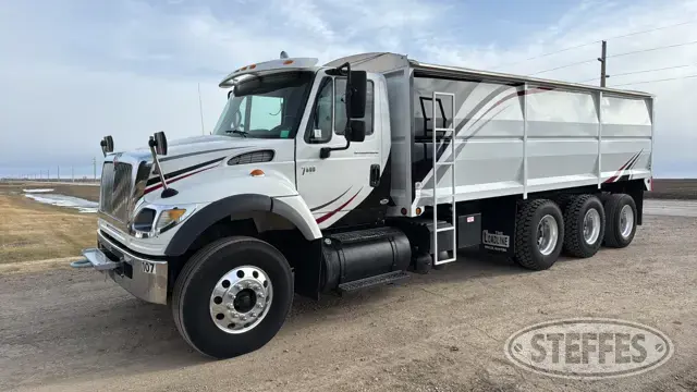 2005 International 7600