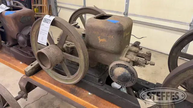 1926 John Deere E stationary engine