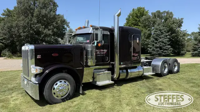 2020 Peterbilt 389