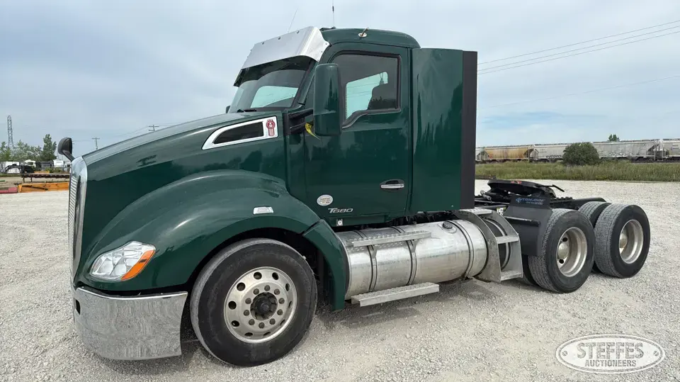 2019 Kenworth T680 Conventional Truck without Sleeper