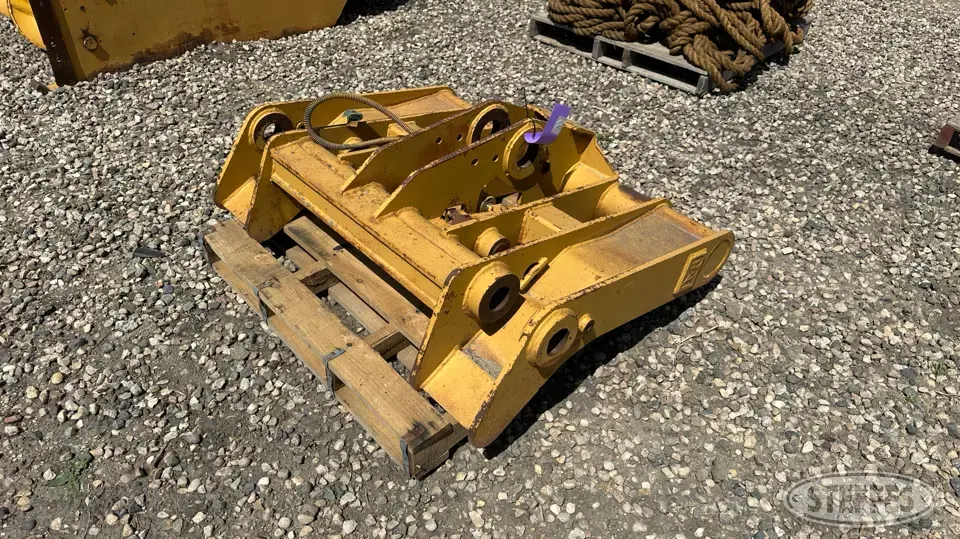 CAT Fusion Loader Attachment