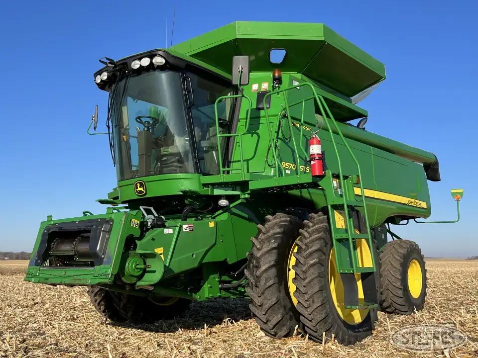 2010 John Deere 9570STS Combine