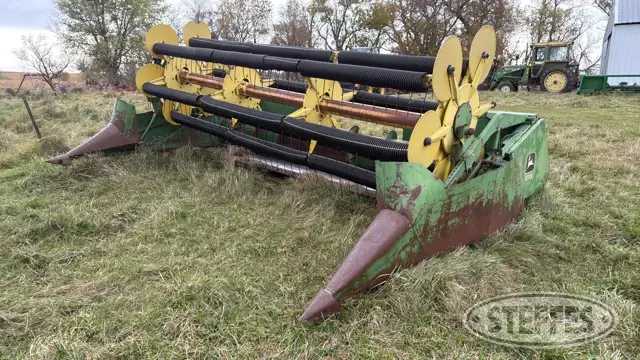 John Deere 215