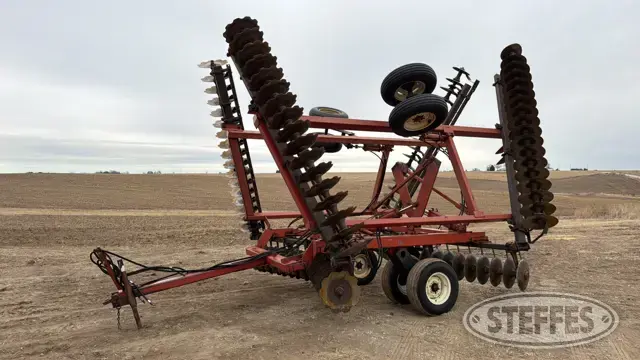 International 496