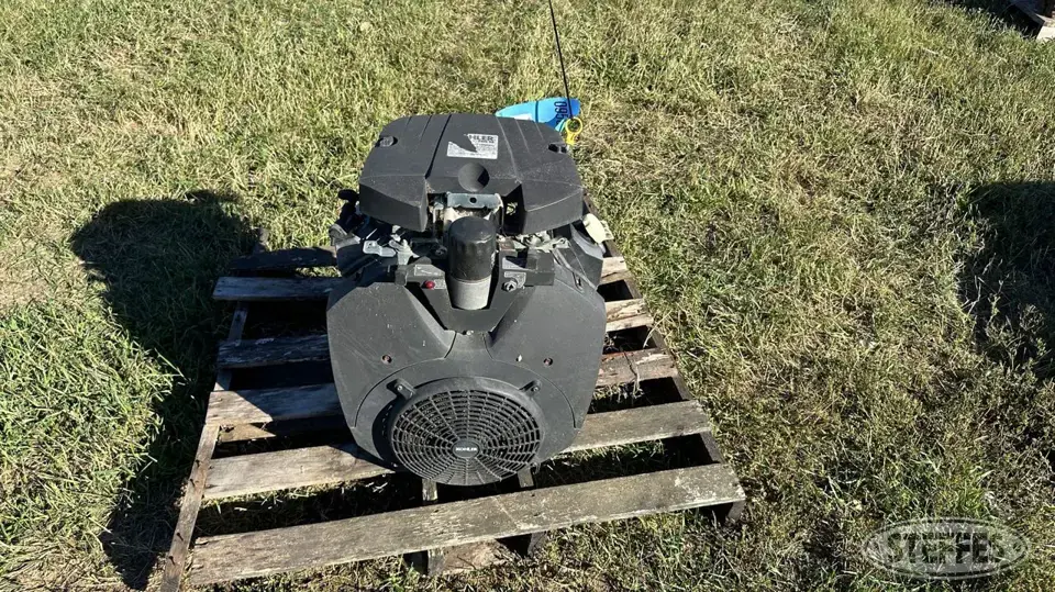 Kohler Command Pro 38 Farm Support Item