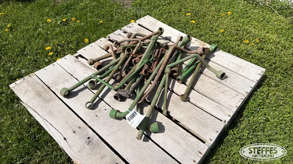 John Deere wrenches General Tools and Shop Supply