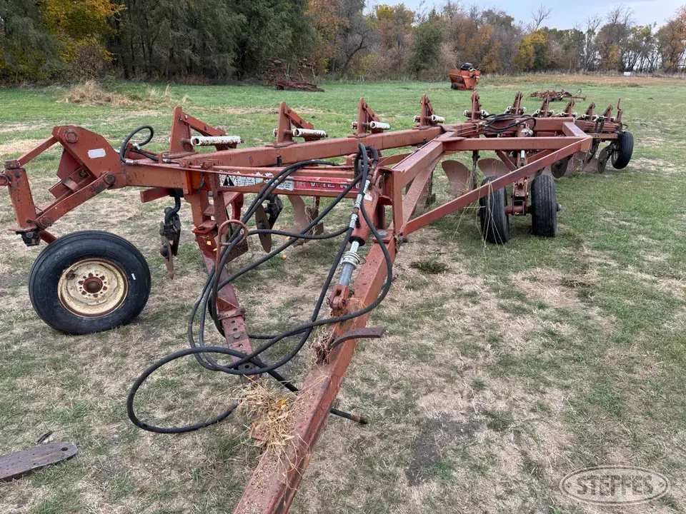 Wil-Rich 2900 Plow