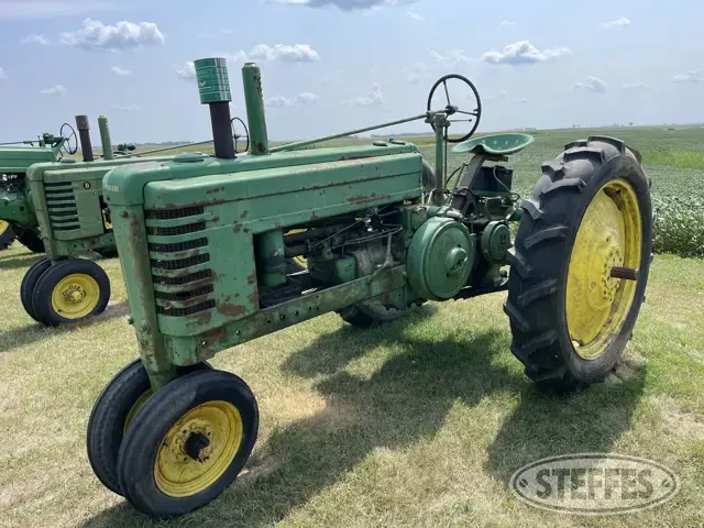 1945 John Deere B