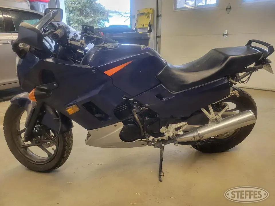 2005 Kawasaki Ninja 250 Motorcycles and Scooter