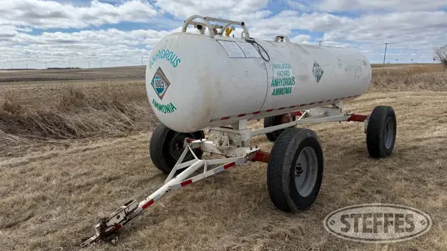 Trinity 1,450 gal. NH3 tank