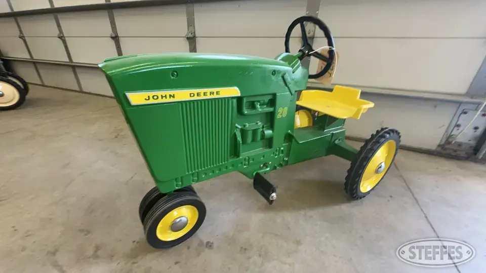 1965 John Deere 20 Personal Property