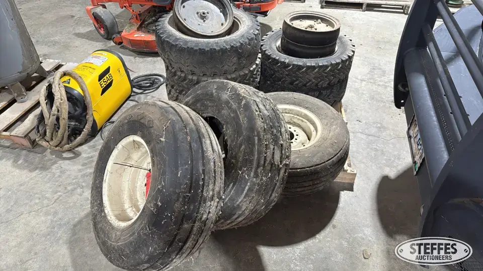 Goodyear tires Tractor-Implement Tire