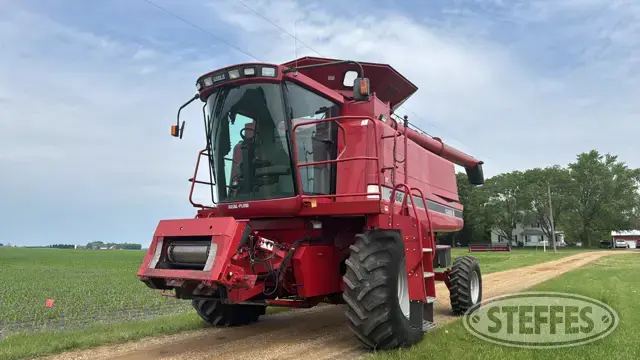 2000 Case IH 2366