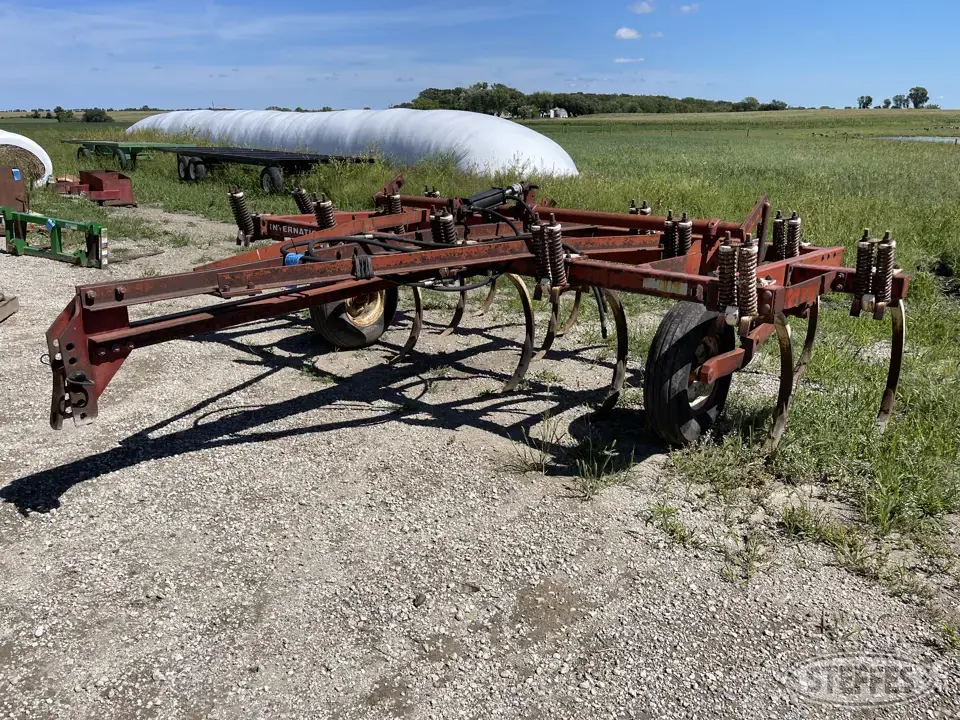 International 55 Chisel Plow