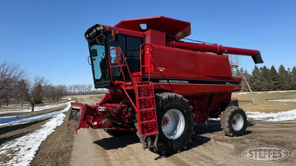 1993 Case IH 1688 Combine
