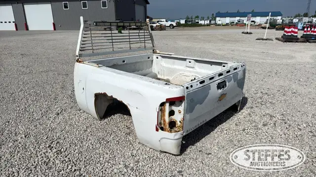 Chevrolet pickup box