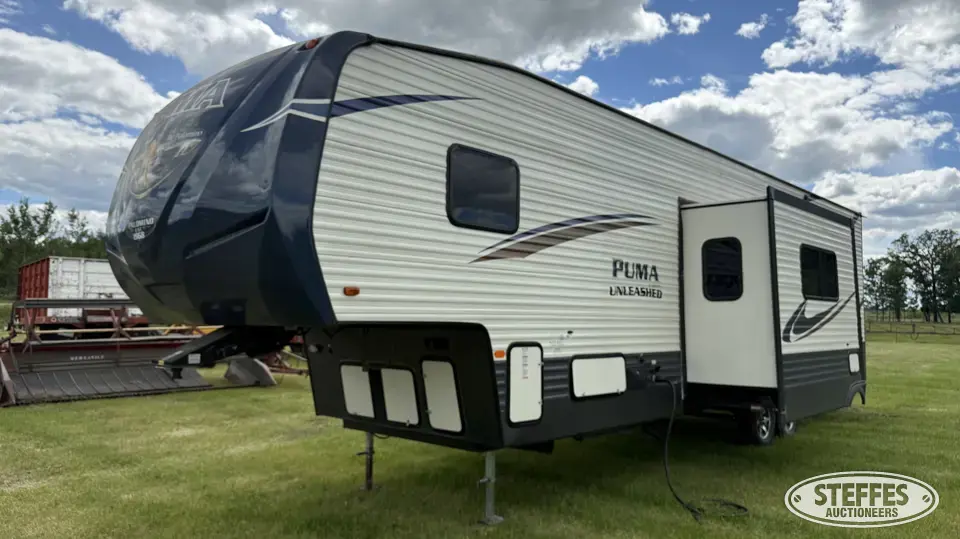 2018 Forest River 373QSI Camper