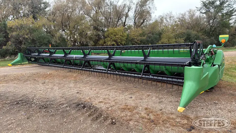 2015 John Deere 635F Flex Head