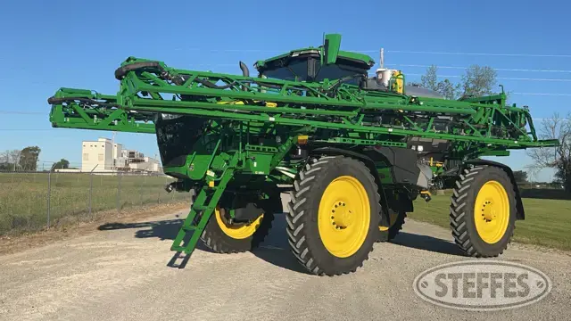 2023 John Deere 616R