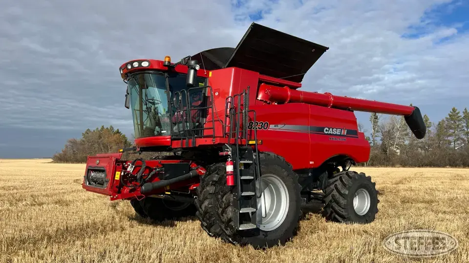 2012 Case IH 8230 Combine