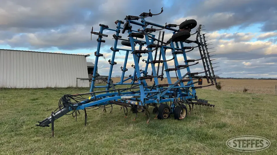 DMI Field Cultivator