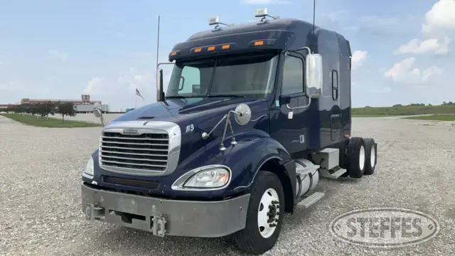2013 Freightliner Columbia