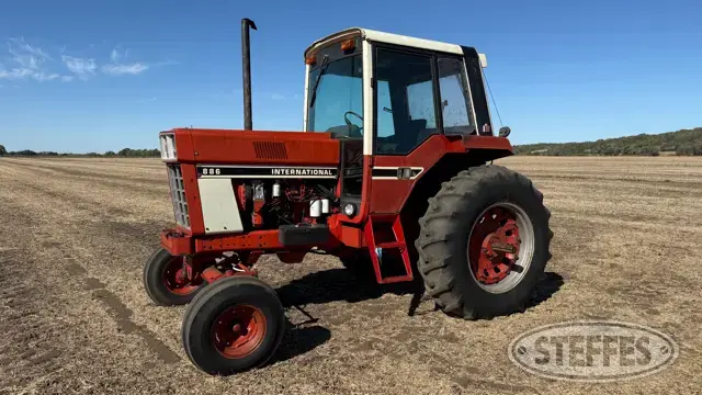 1977 International 886