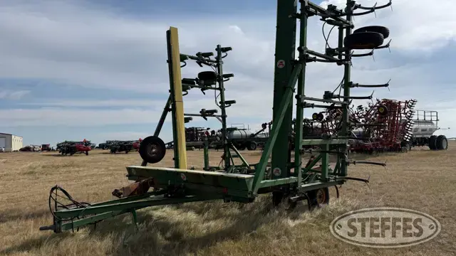 John Deere 1600