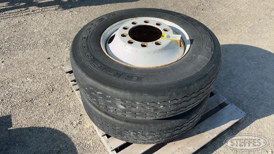(2) BF Goodrich 275/80R22.5 Tires Truck Tire