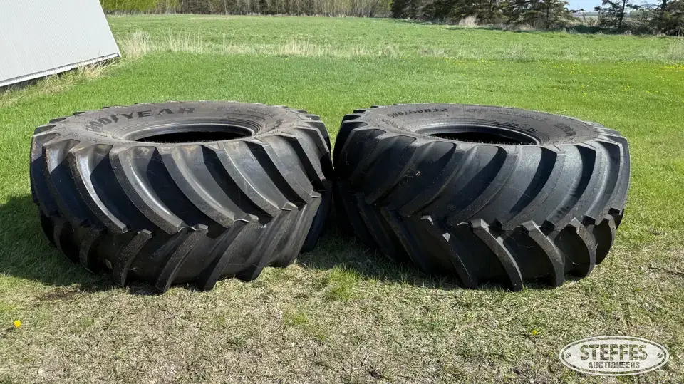 (2) Goodyear Optitrac DT830 900/60R32 tires Tractor-Implement Tire