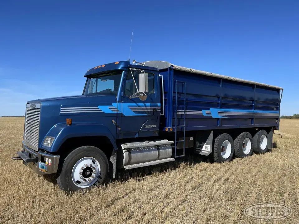 1995 Freightliner FLC Tri-Axle Boxed Truck