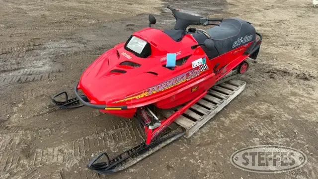 1997 Ski-Doo Formula 500 Deluxe