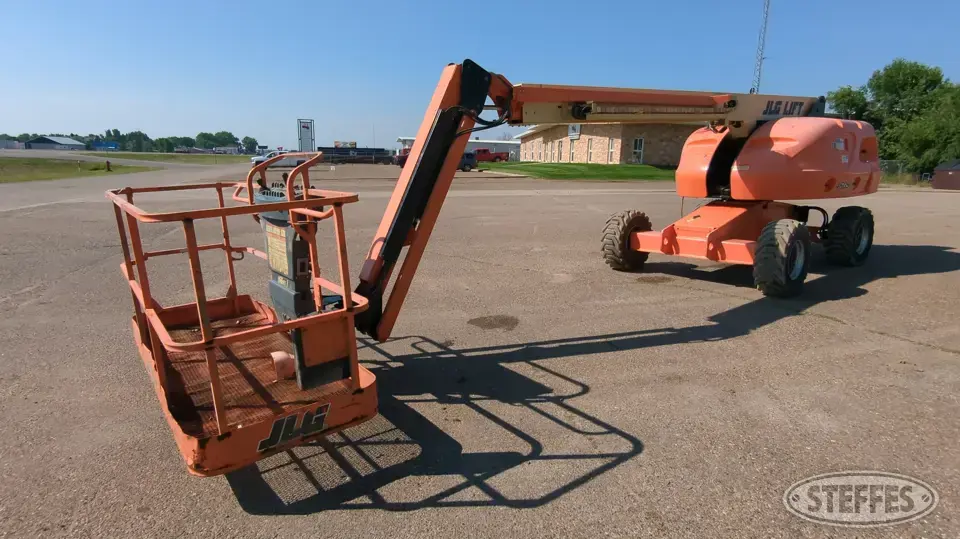 2013 JLG 460SJ Boom Lift