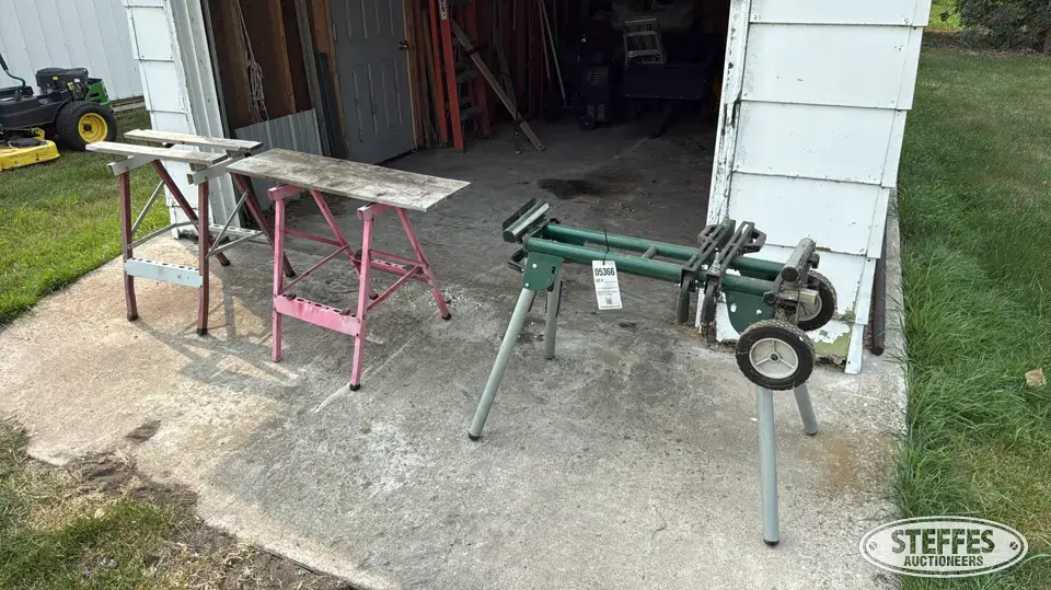 (3) Portable stands Farm Support Item