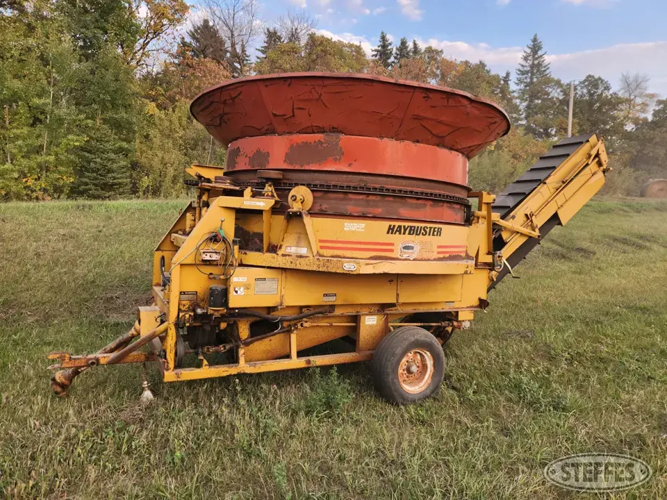 Haybuster H-1000 Big Bite Forage Processing