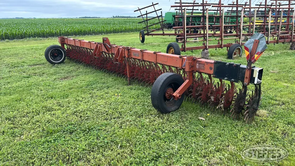 Yetter 3421 Rotary Hoe