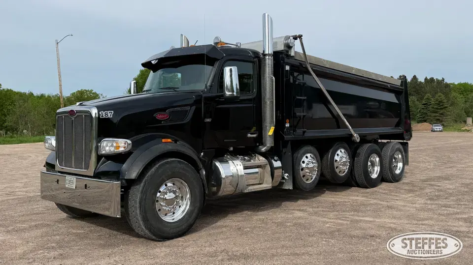 2023 Peterbilt 567 Dump Truck