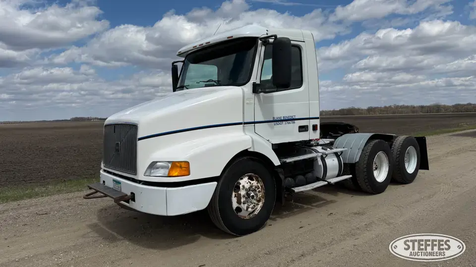 2003 Volvo VNM Conventional Truck without Sleeper