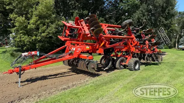 2013 Kuhn Krause Dominator 4850