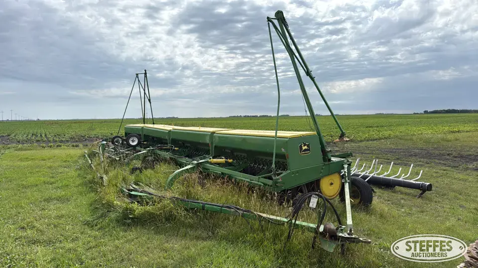 John Deere 9350 Press Drill