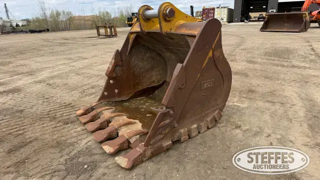 Teran excavator bucket