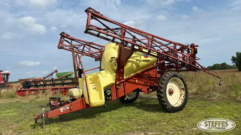 Hardi NP1100 Pull-Type Sprayer