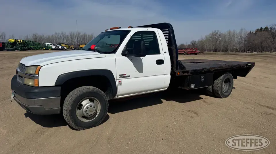 2004 Chevrolet Silverado 3500 HD 1 Ton Pickup