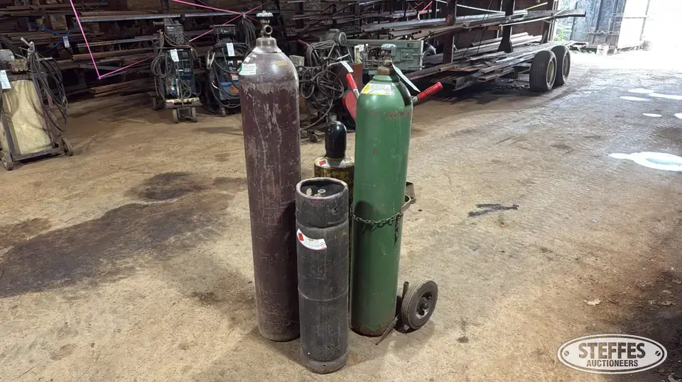Welding gas tanks