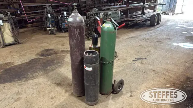 Welding gas tanks