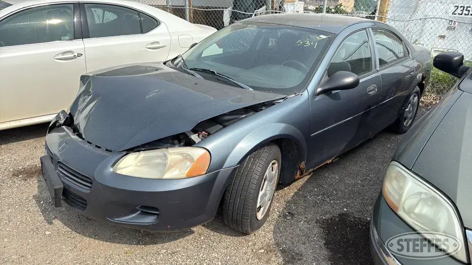 2003 Dodge Stratus SE Car