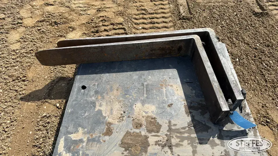 (2) Pallet forks Construction Part