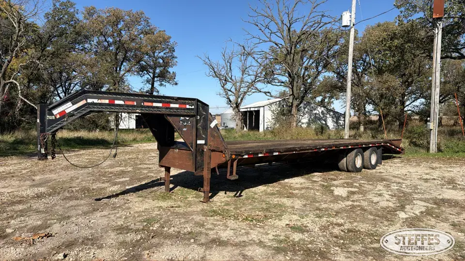 PJ Semi Flatbed Trailer