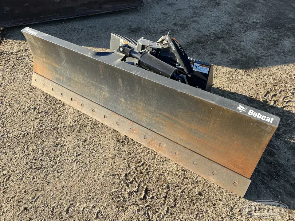 2021 Bobcat Skid Steer Blade